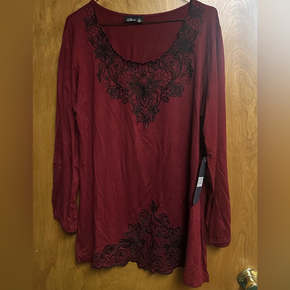 Elegant Phool Maroon Embroidered Tunic NWT